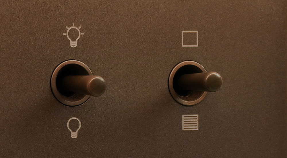 Lutron Electronics Aviena Toggle Keypad