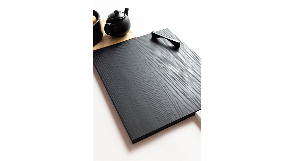 Exhibitors at KBIS 2026 Wood-Mode Vertical Black Wood Grain HPL
