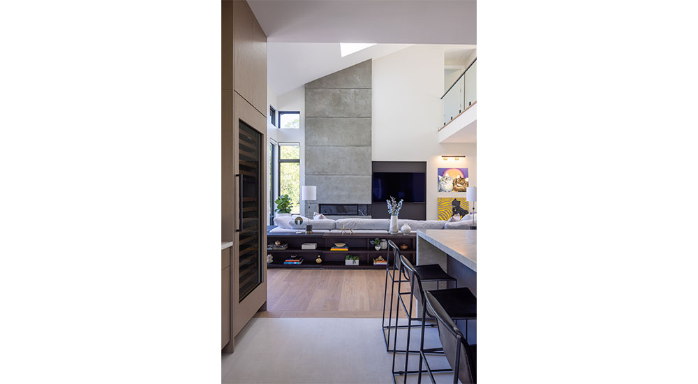 transitional space from kitchen to living room