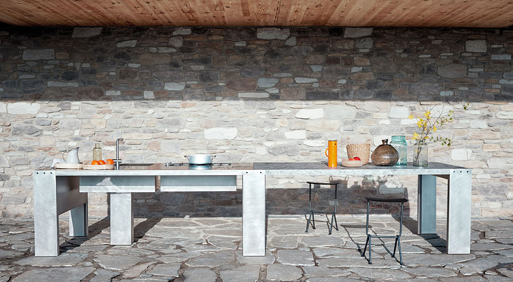 Cesar Williamsburg Outdoor Collection