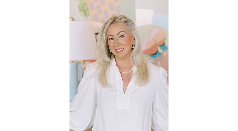 Juliana Ewer talks about working with contractors