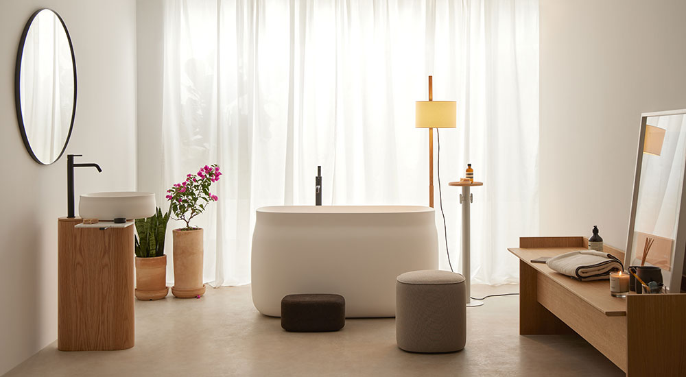 Hastings Bath Collection Cima Puff and Cork Step