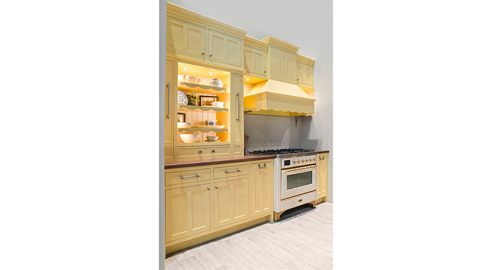 Covered Bridge Cabinetry English Kitchen