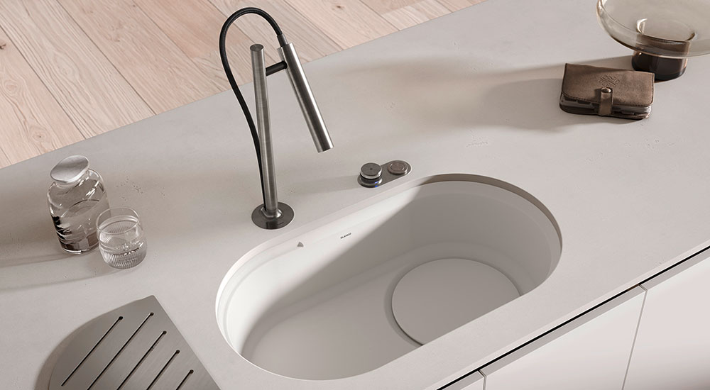 Blanco Oovalon / Luneoo Unit Faucet and Sink