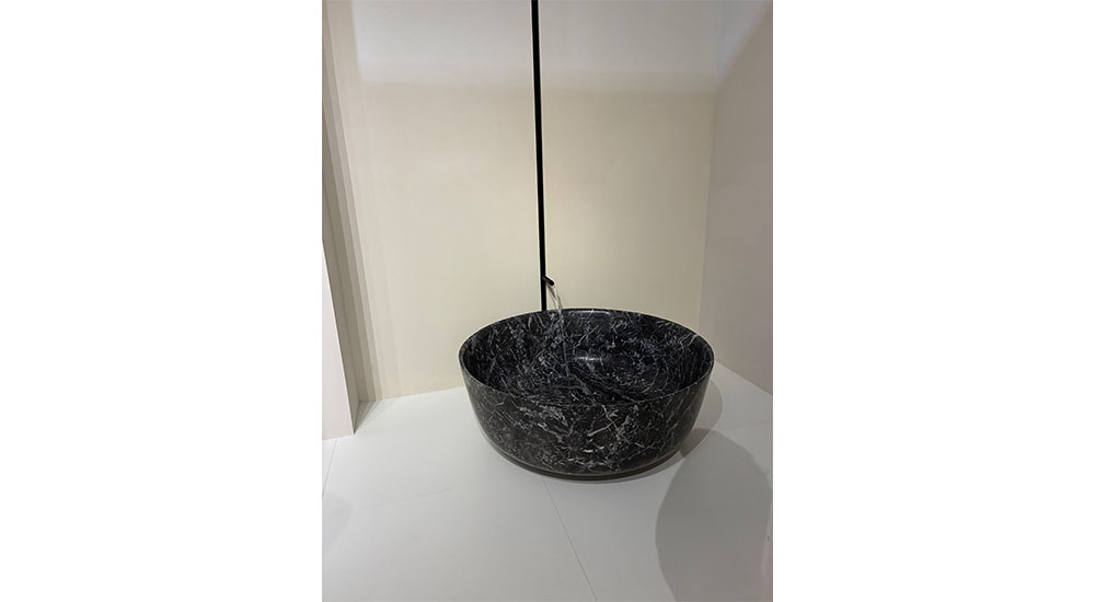 antoniolupi bathtub