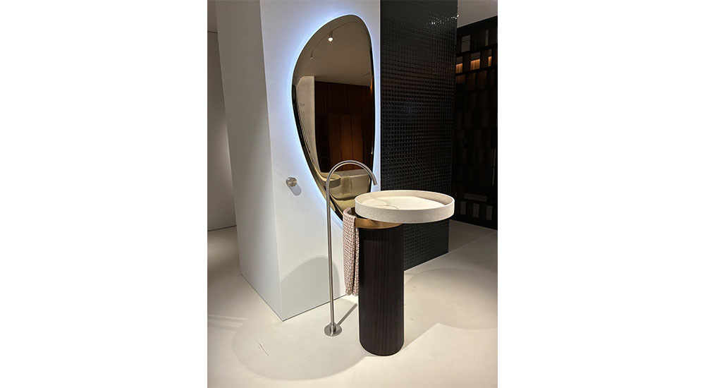 falper pedestal