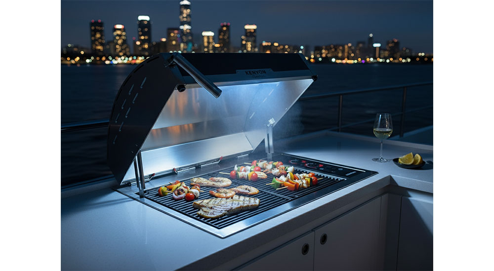 outdoor kitchen grill with light